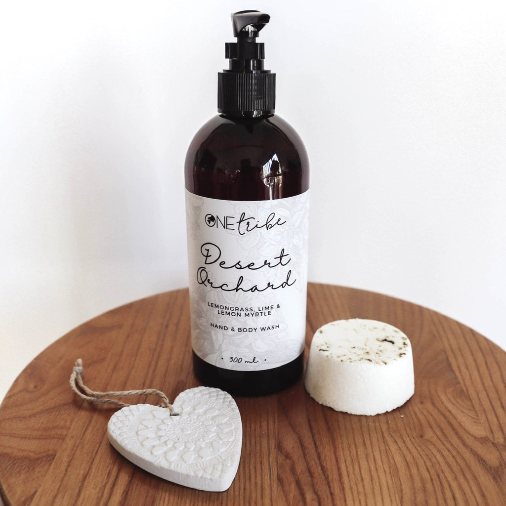 Adore gift pack. Hand & body wash, shower steamer and clay heart. 